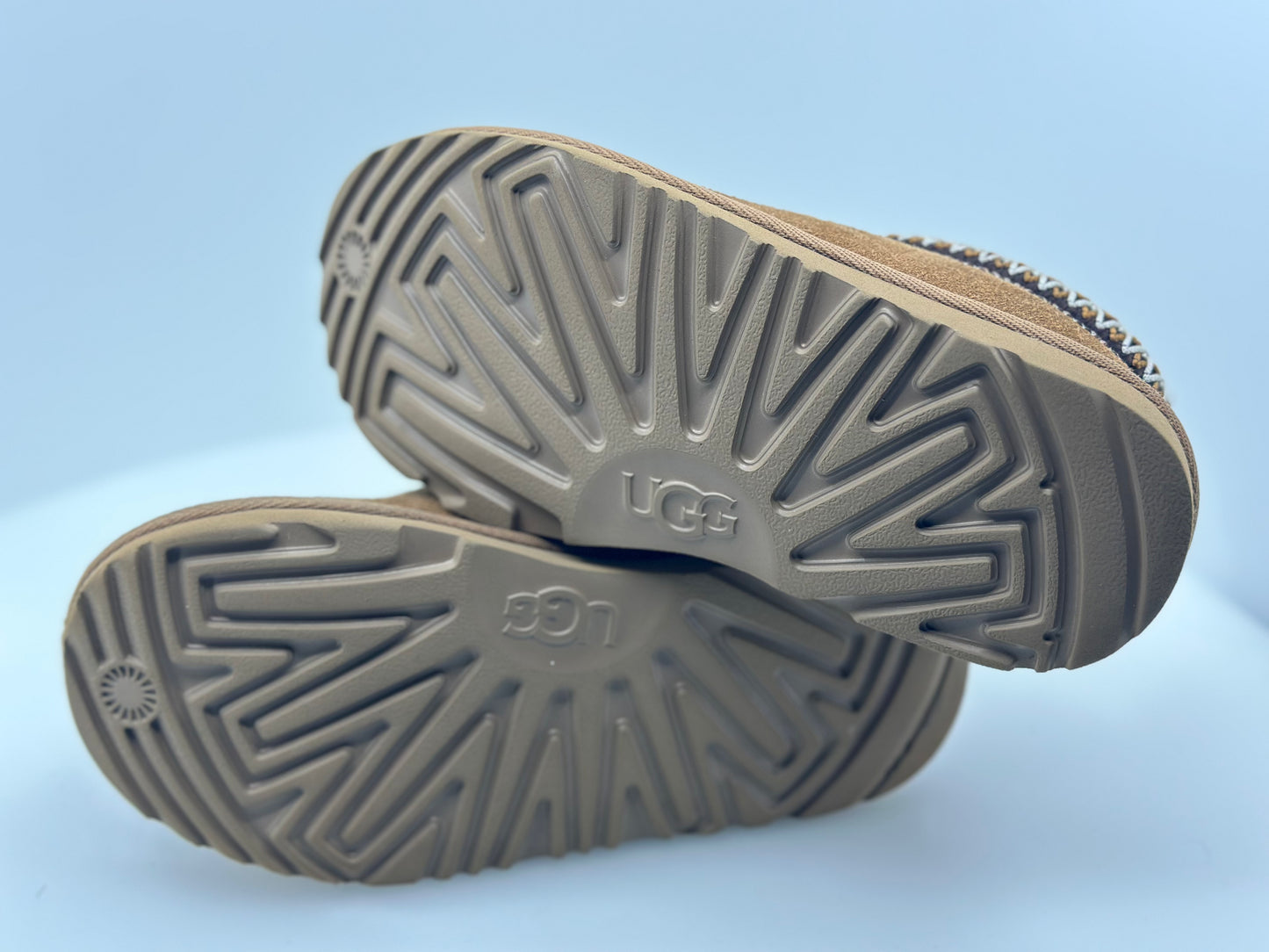 Kids UGG Tasman II Slippers Pre-School Size 1