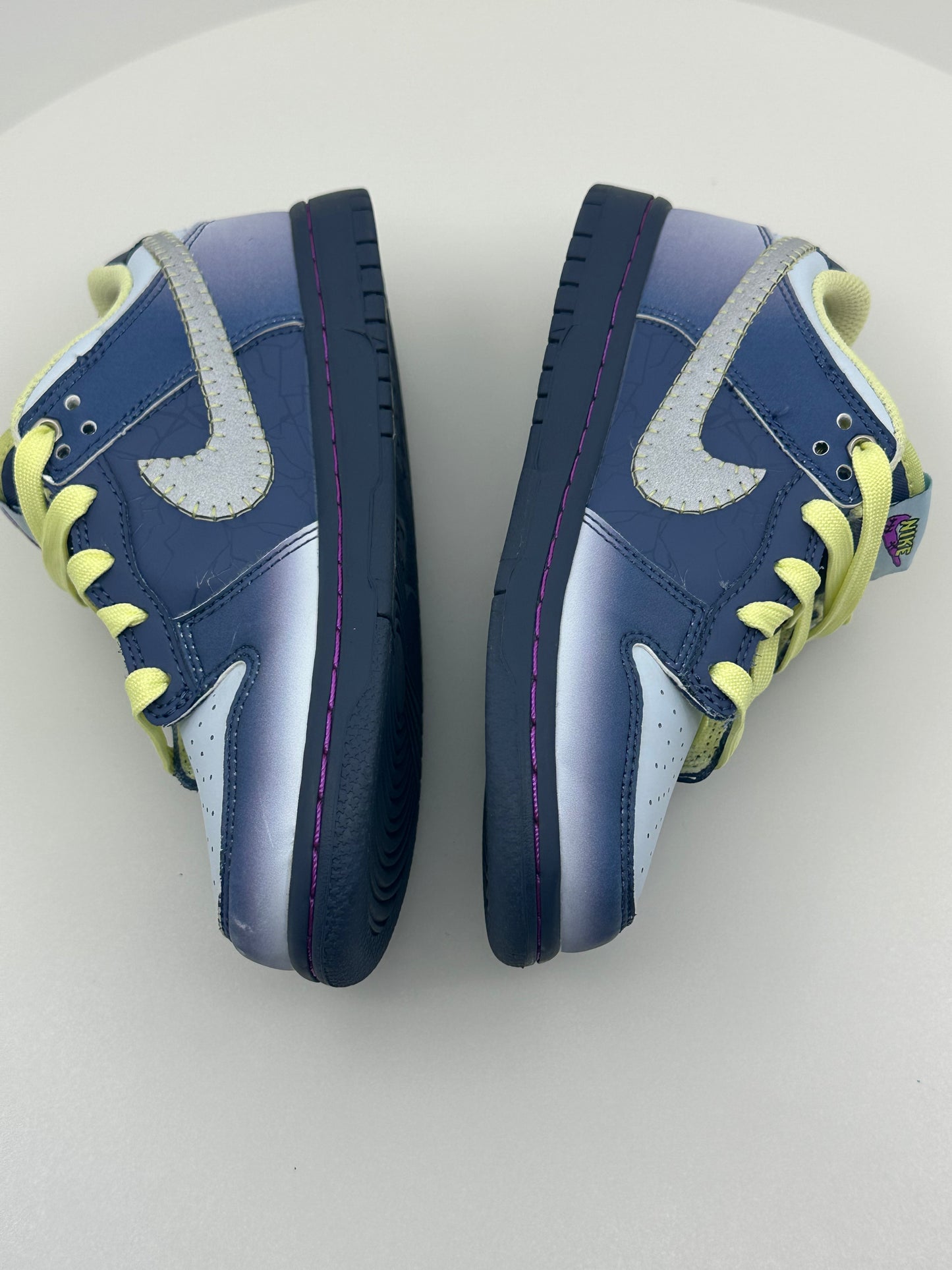 Nike Dunk Low 'Halloween I Am Fearless' Size: 1.5Y (Children aged 1 year-3years)