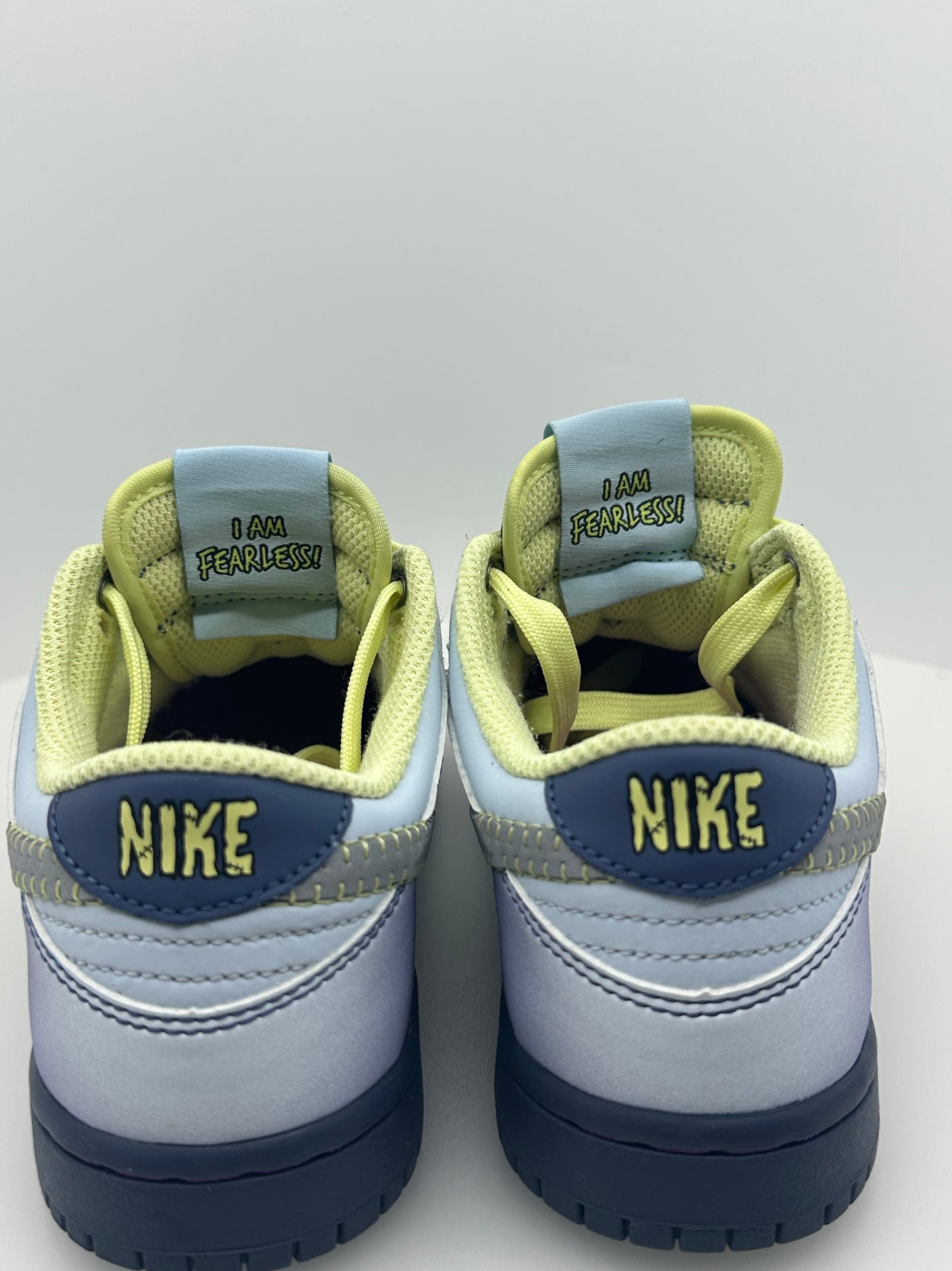 Nike Dunk Low 'Halloween I Am Fearless' Size: 1.5Y (Children aged 1 year-3years)